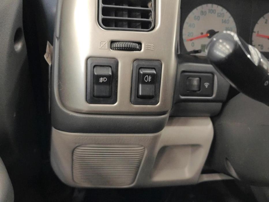 MITSUBISHI Pajero 2006
