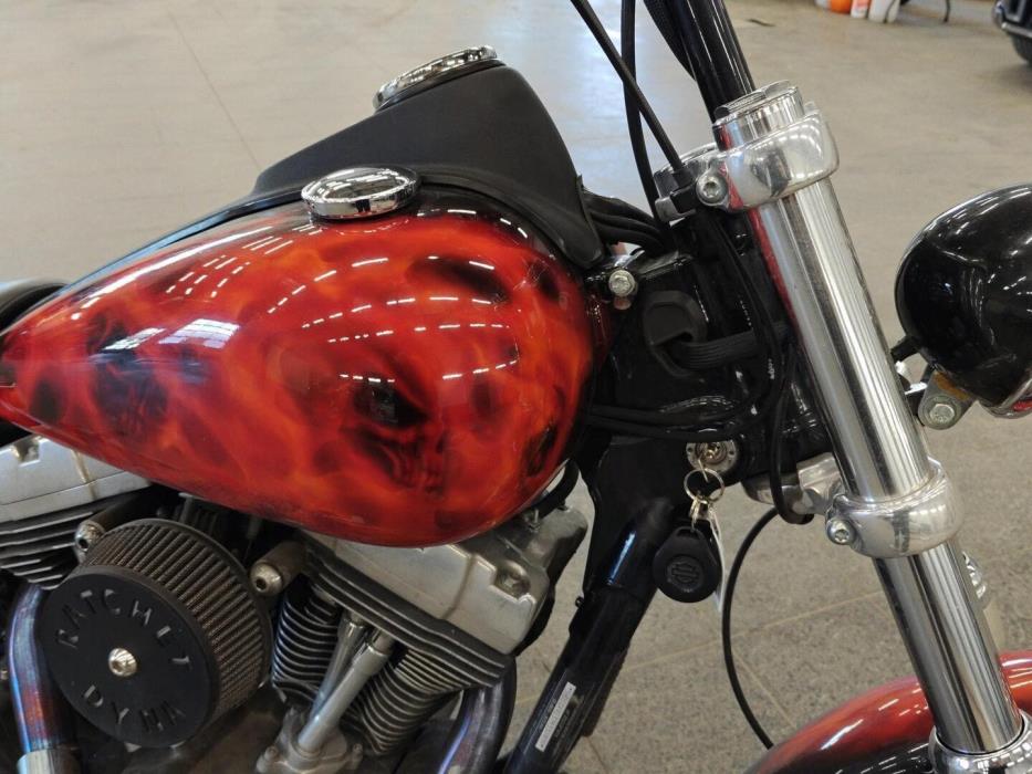 HARLEY-DAVIDSON DYNA 2007