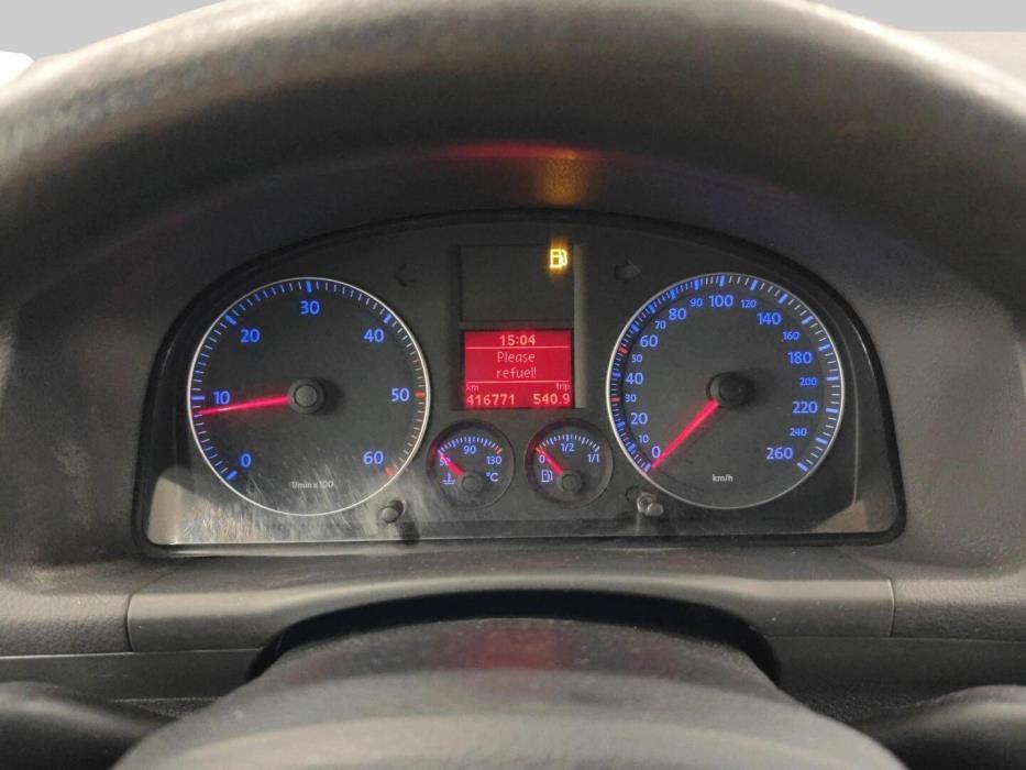 VOLKSWAGEN Touran 2006