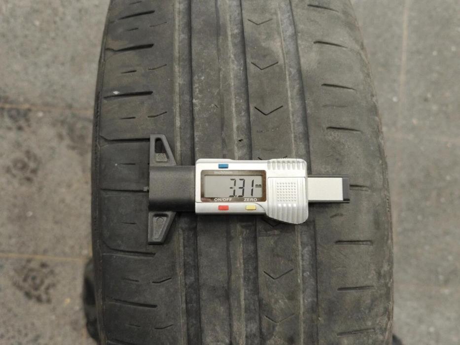 VOLKSWAGEN Touran 2006