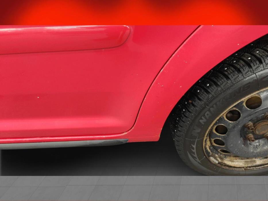 VOLKSWAGEN Touran 2006