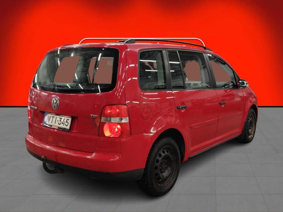 VOLKSWAGEN Touran 2006