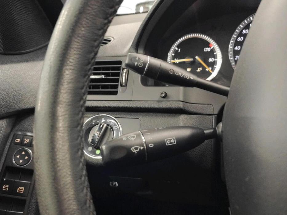 MERCEDES-BENZ C 2008