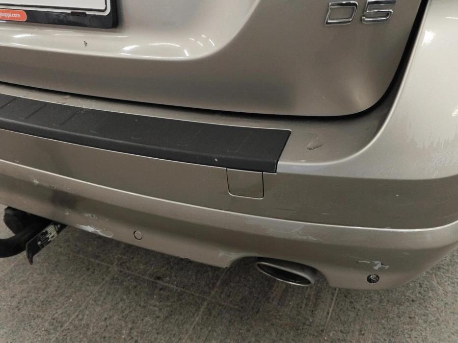 VOLVO V70 2011