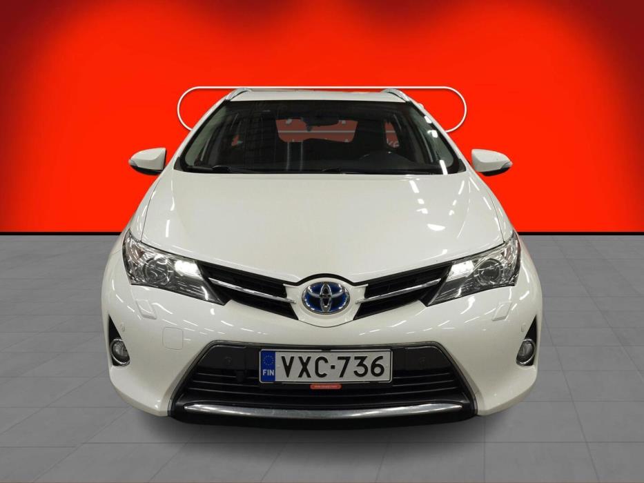 TOYOTA Auris 2013
