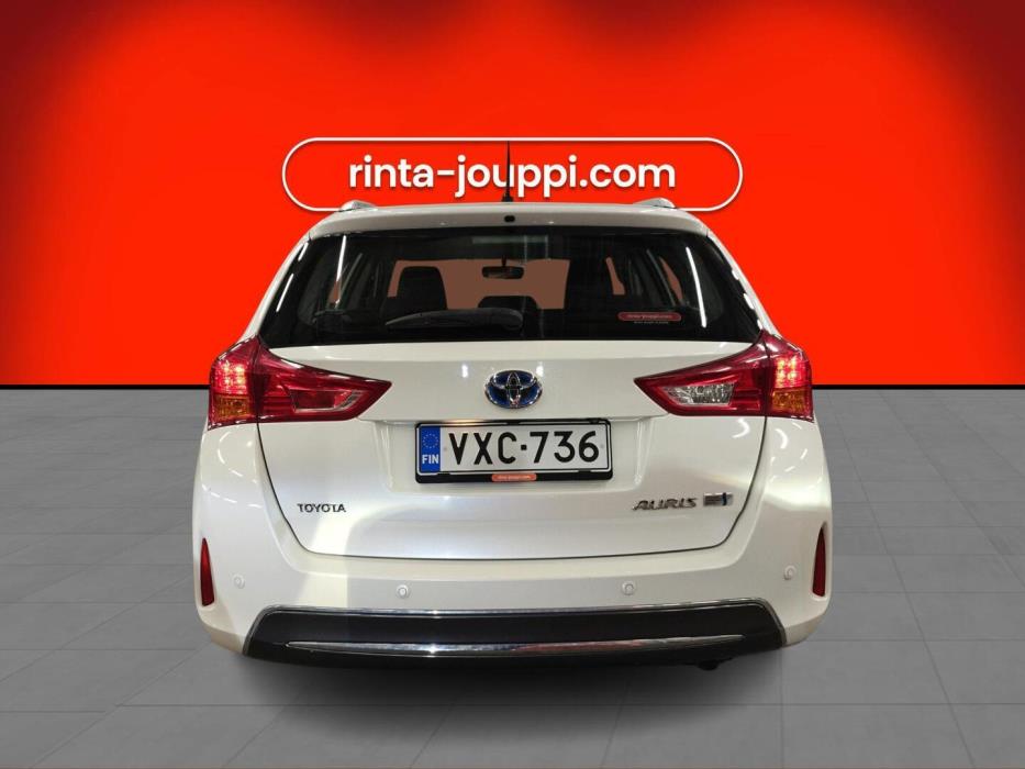 TOYOTA Auris 2013