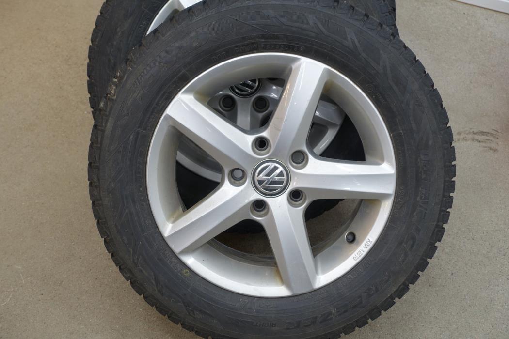 VOLKSWAGEN Golf 2015