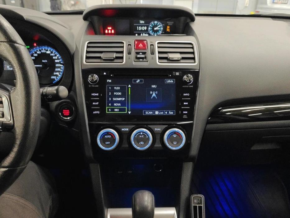 SUBARU Levorg 2015