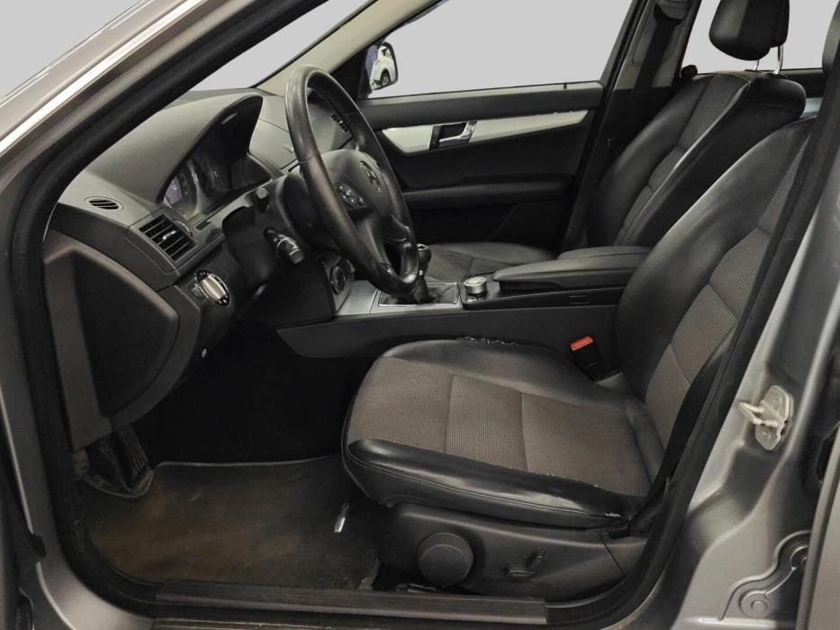 MERCEDES-BENZ C 2008