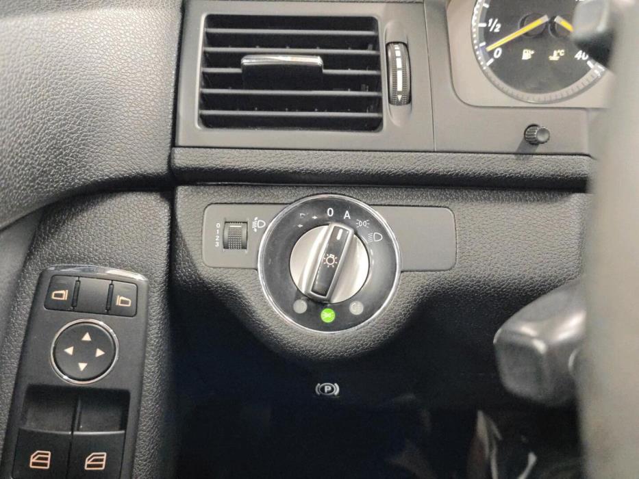 MERCEDES-BENZ C 2008