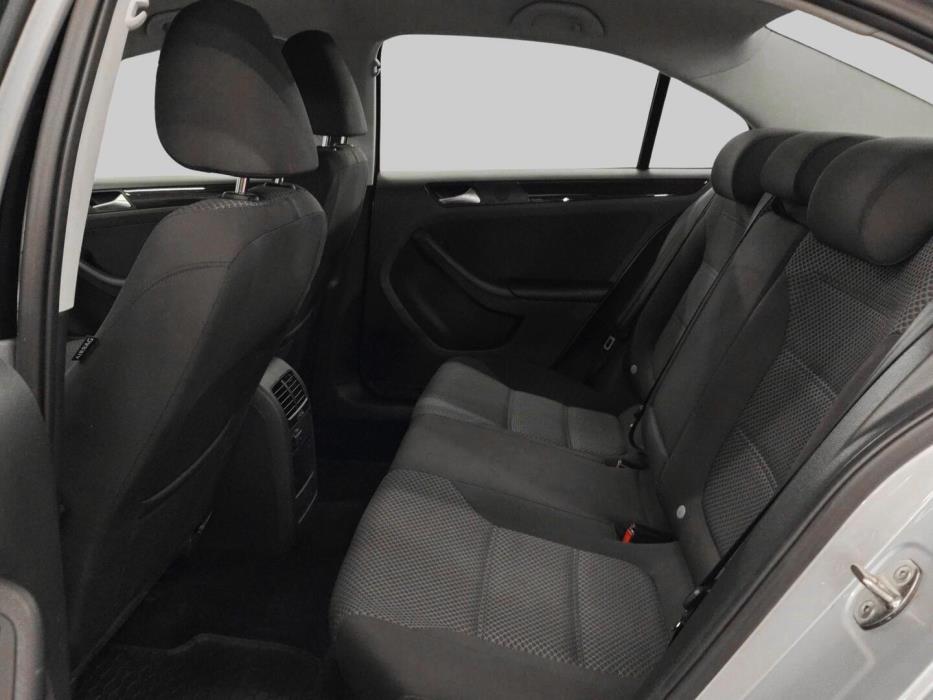 VOLKSWAGEN Jetta 2015