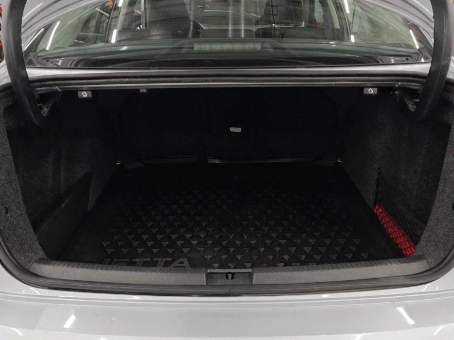 VOLKSWAGEN Jetta 2015