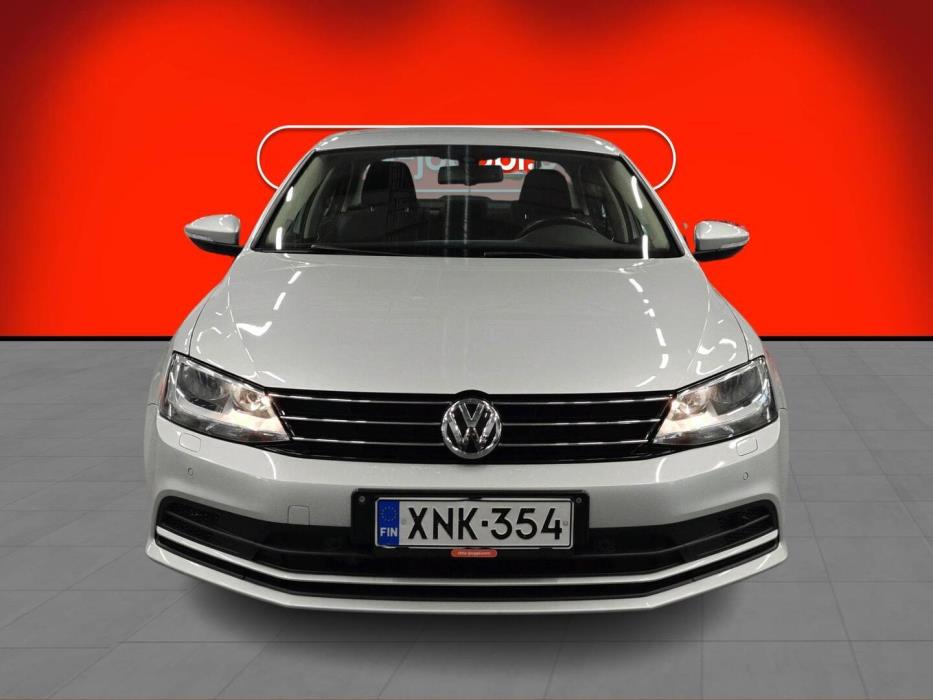VOLKSWAGEN Jetta 2015