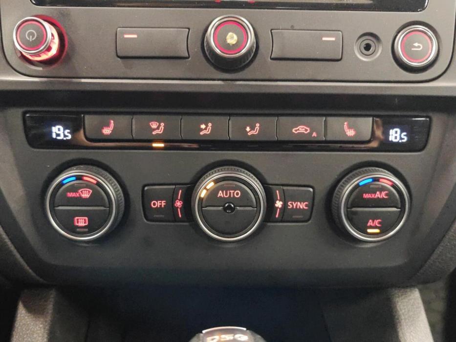 VOLKSWAGEN Jetta 2015