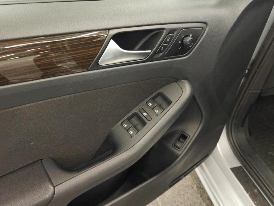 VOLKSWAGEN Jetta 2015