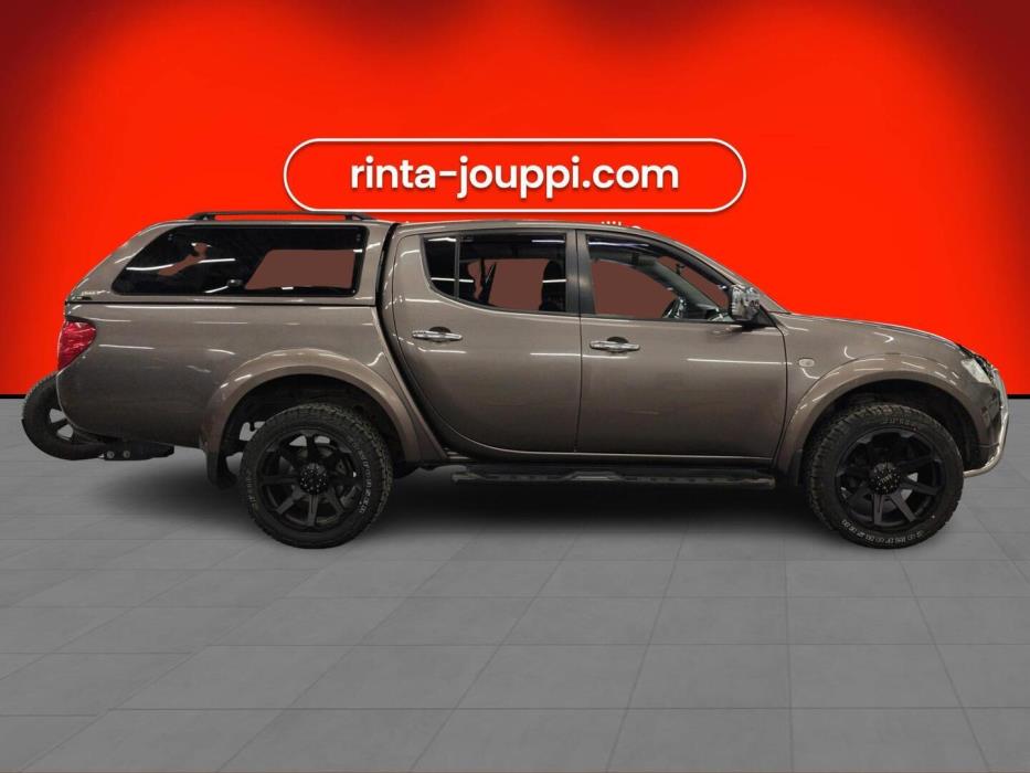 MITSUBISHI L200 2012