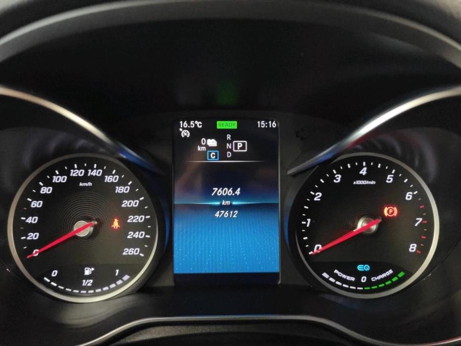 MERCEDES-BENZ GLC 2021