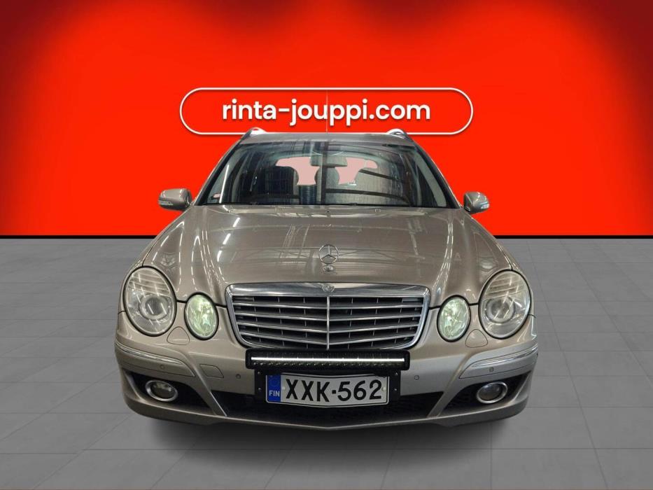 MERCEDES-BENZ E 2006
