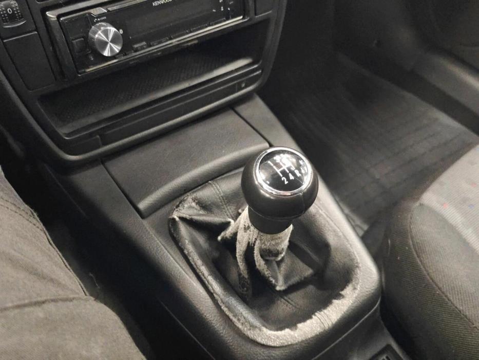 VOLKSWAGEN Passat 2001