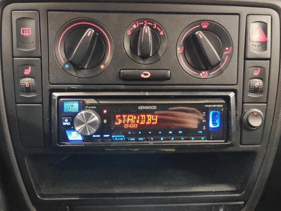 VOLKSWAGEN Passat 2001