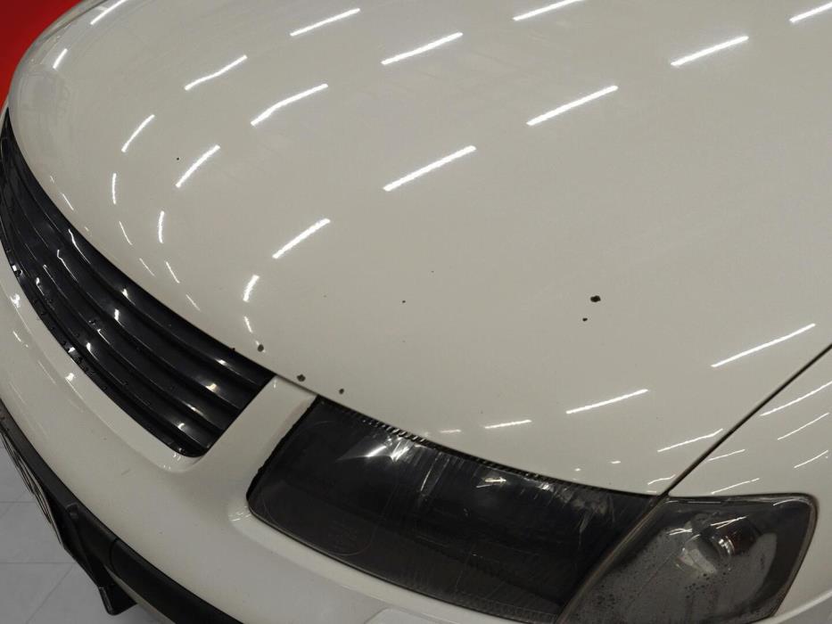 VOLKSWAGEN Passat 2001