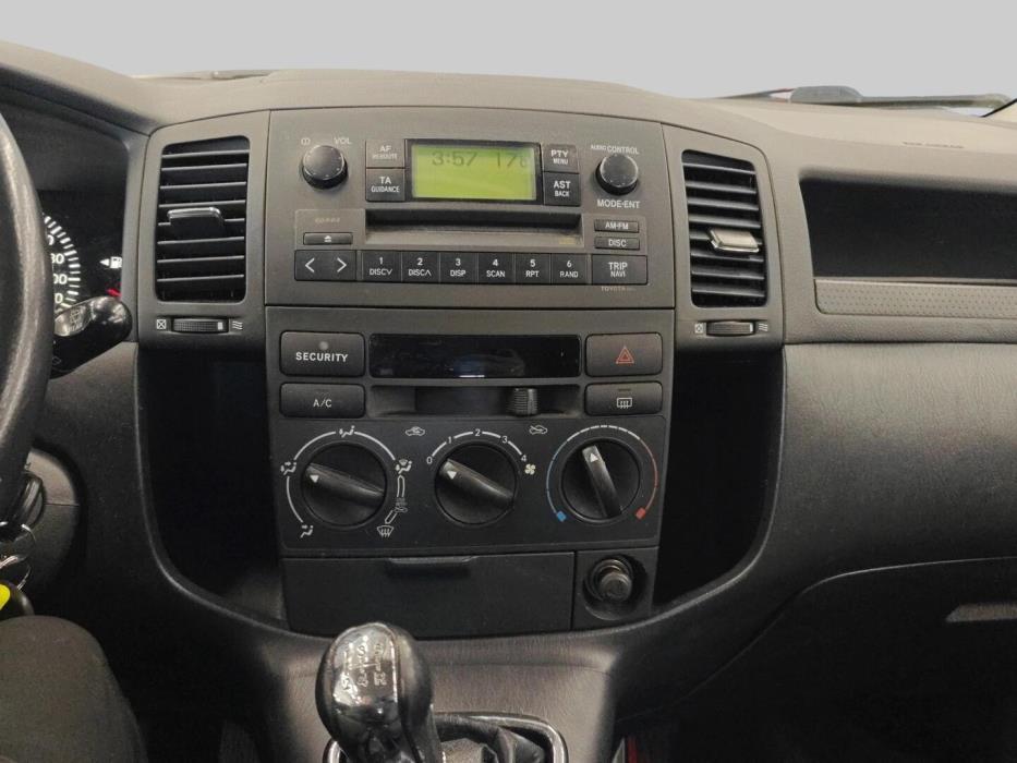 TOYOTA Corolla Verso 2002