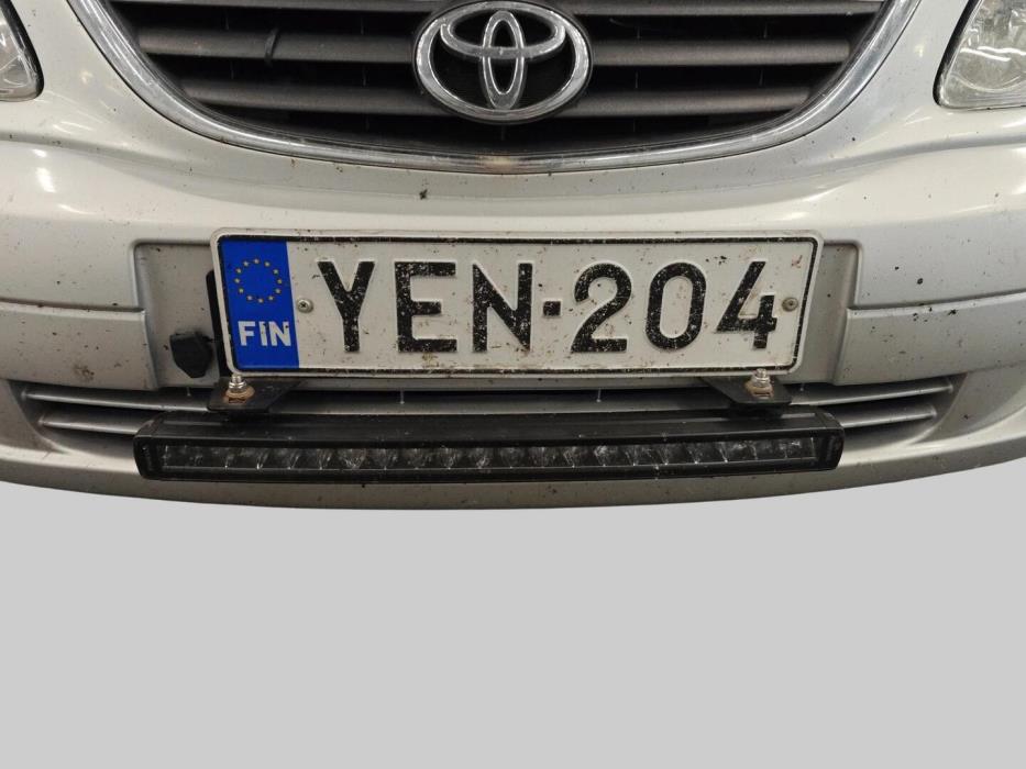 TOYOTA Avensis 2003