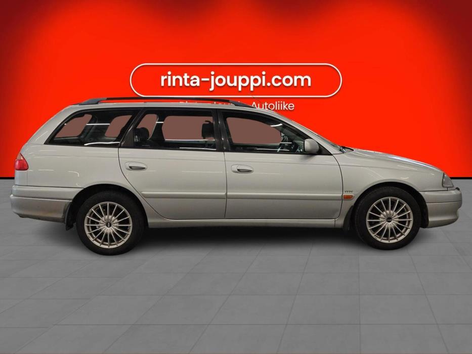 TOYOTA Avensis 2003