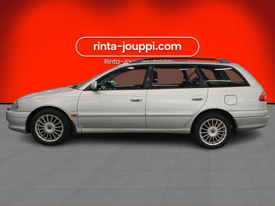 TOYOTA Avensis 2003