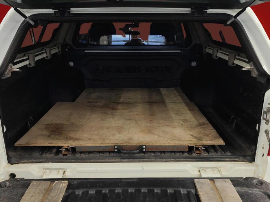 MITSUBISHI L200 2017