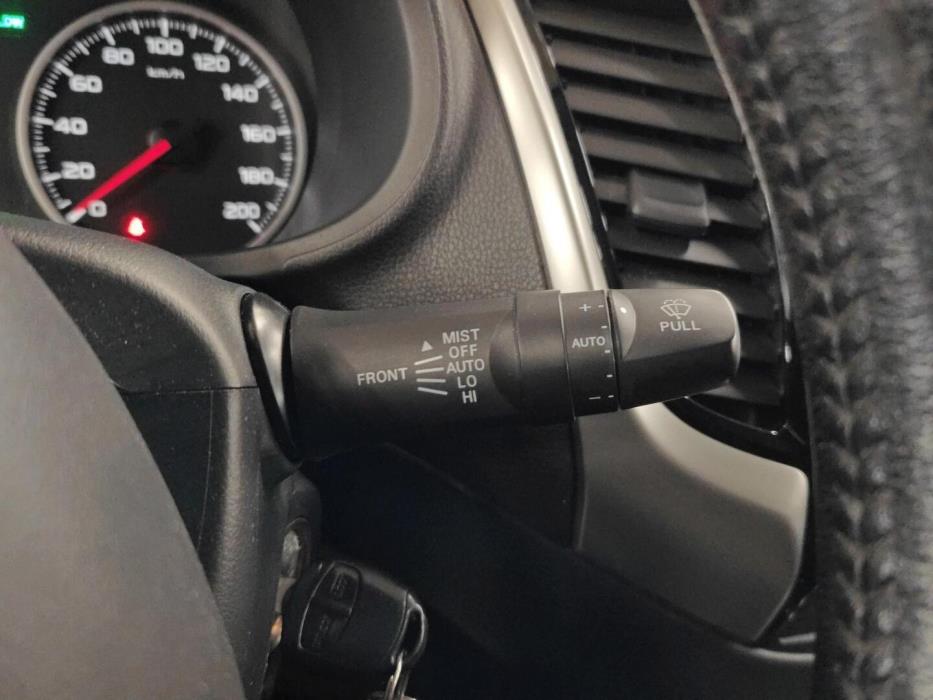 MITSUBISHI L200 2017