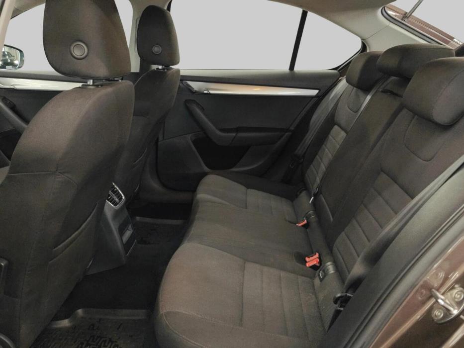 SKODA Octavia 2014