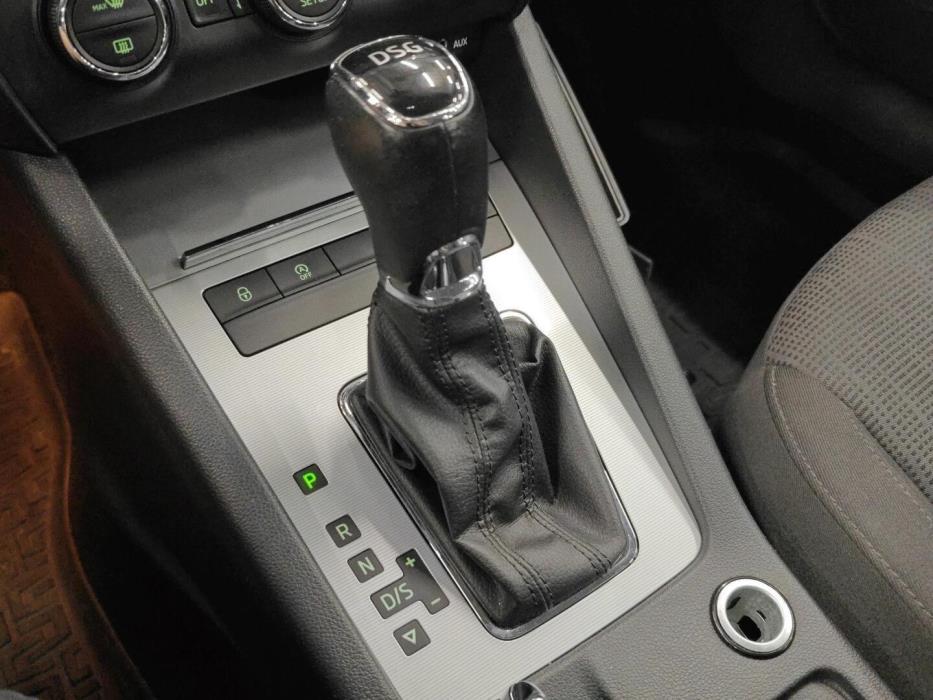 SKODA Octavia 2014