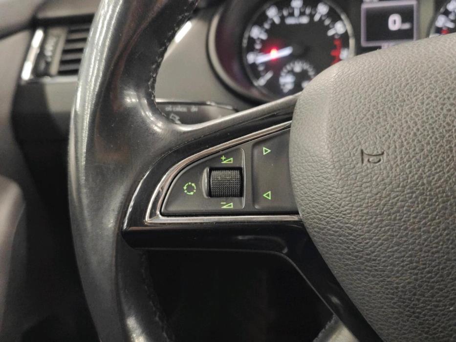 SKODA Octavia 2014