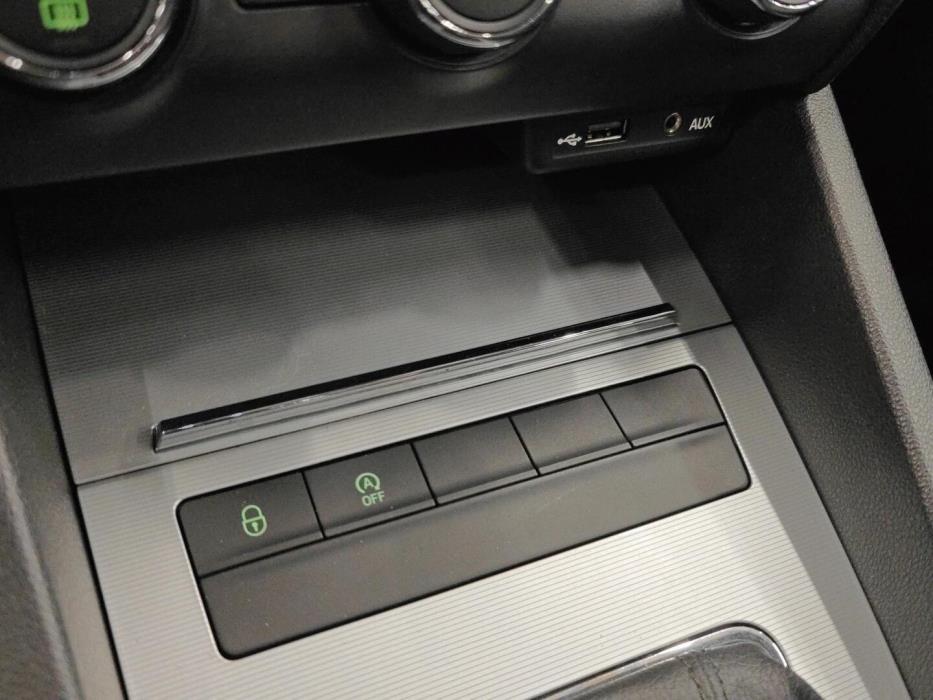 SKODA Octavia 2014