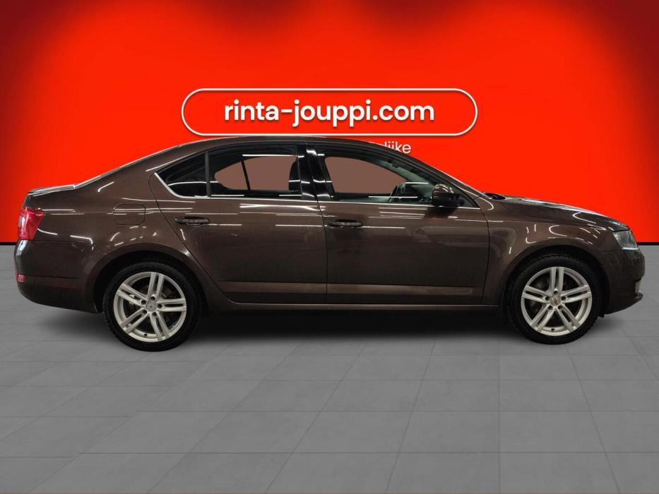 SKODA Octavia 2014