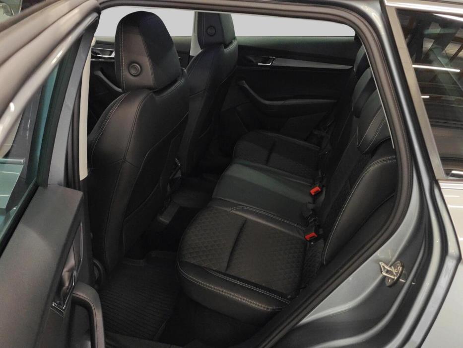 SKODA Karoq 2019