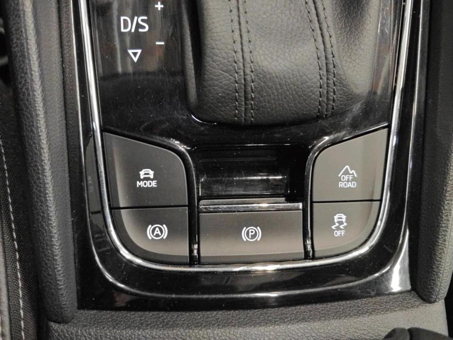 SKODA Karoq 2019