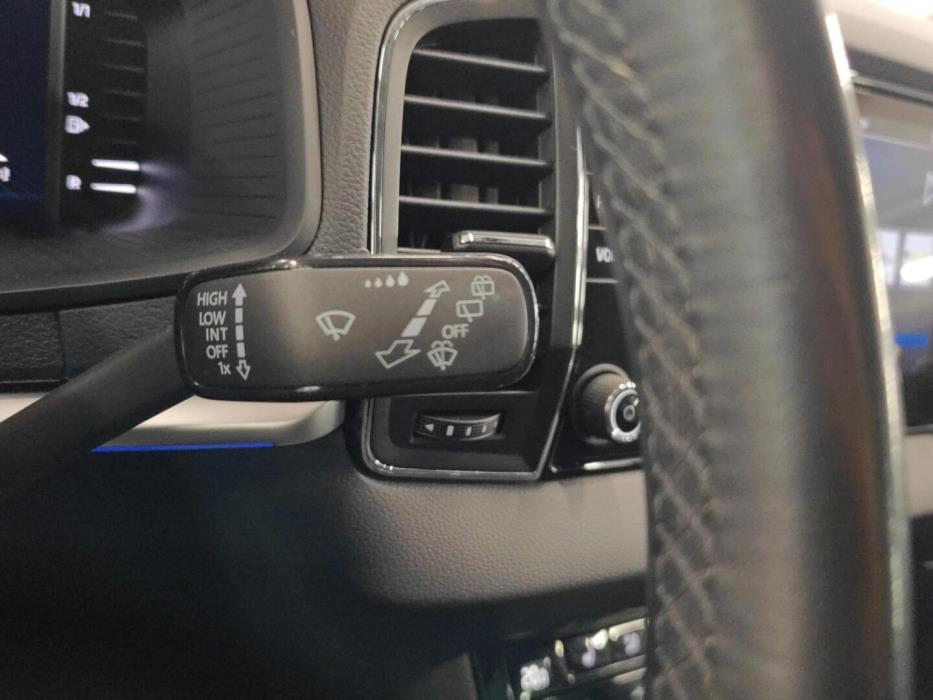 SKODA Karoq 2019