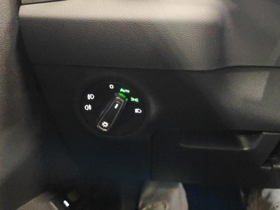 SKODA Karoq 2019