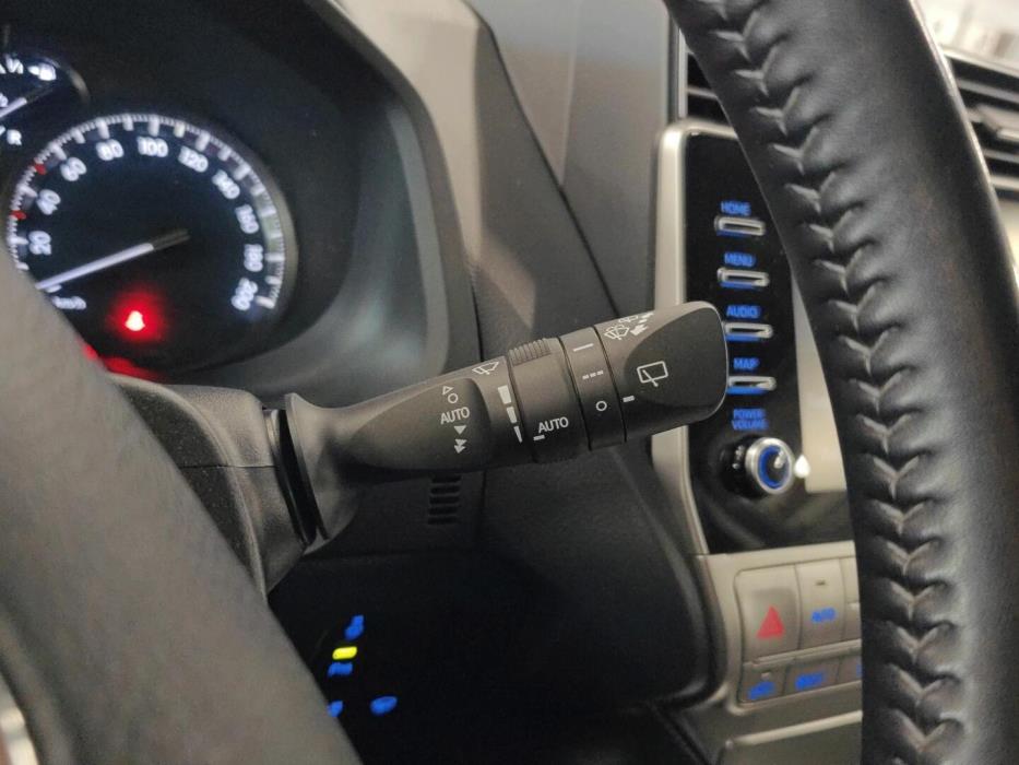 TOYOTA Land Cruiser 2021
