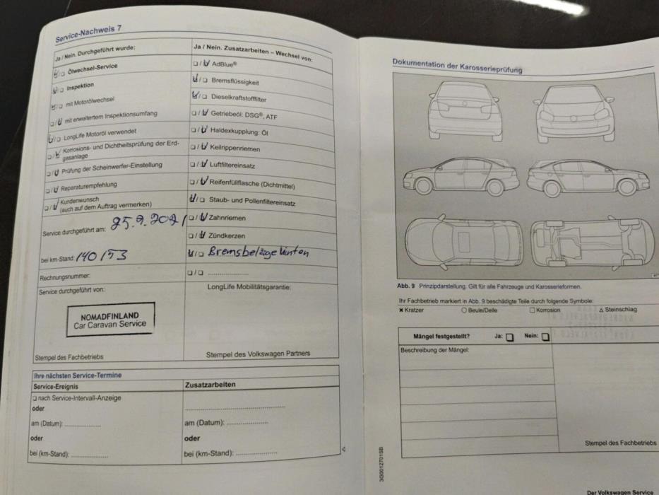 VOLKSWAGEN Touareg 2015
