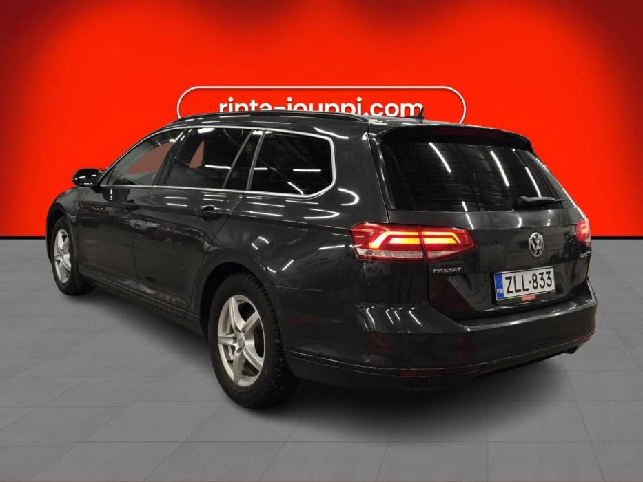 VOLKSWAGEN Passat 2017