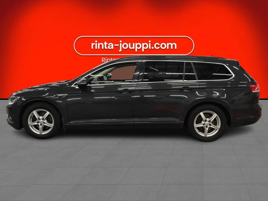 VOLKSWAGEN Passat 2017