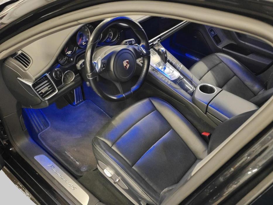 PORSCHE Panamera 2009