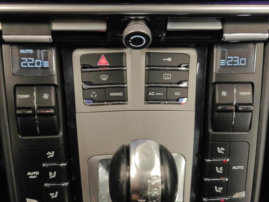 PORSCHE Panamera 2009