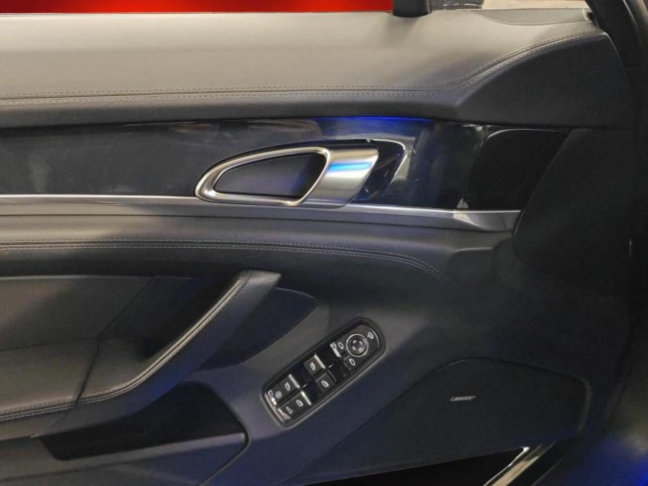 PORSCHE Panamera 2009