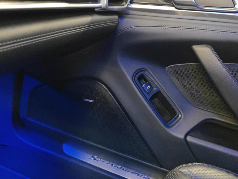 PORSCHE Panamera 2009