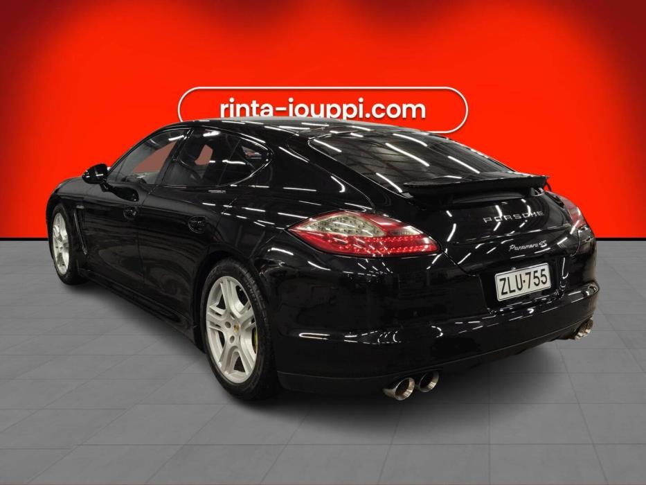 PORSCHE Panamera 2009