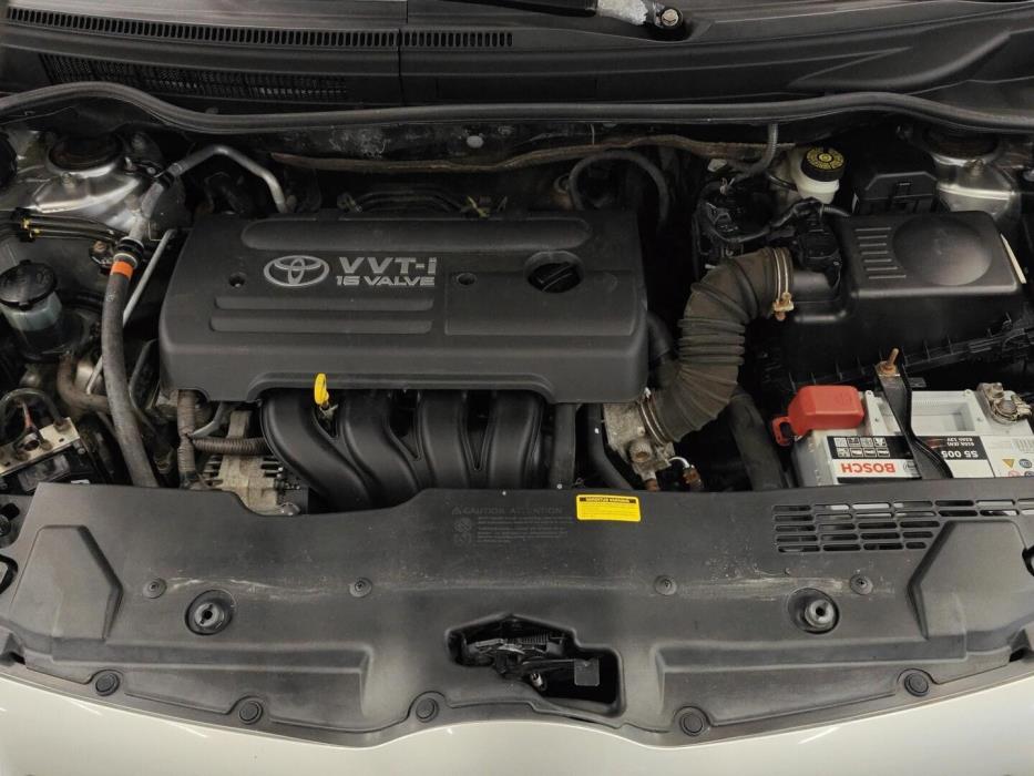 TOYOTA Corolla Verso 2008